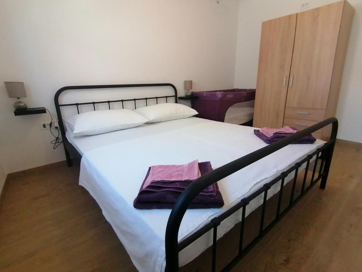 Villa Marta 3 Bedrooms, 2 Baths And Pool Kastel Stafilic Ngoại thất bức ảnh