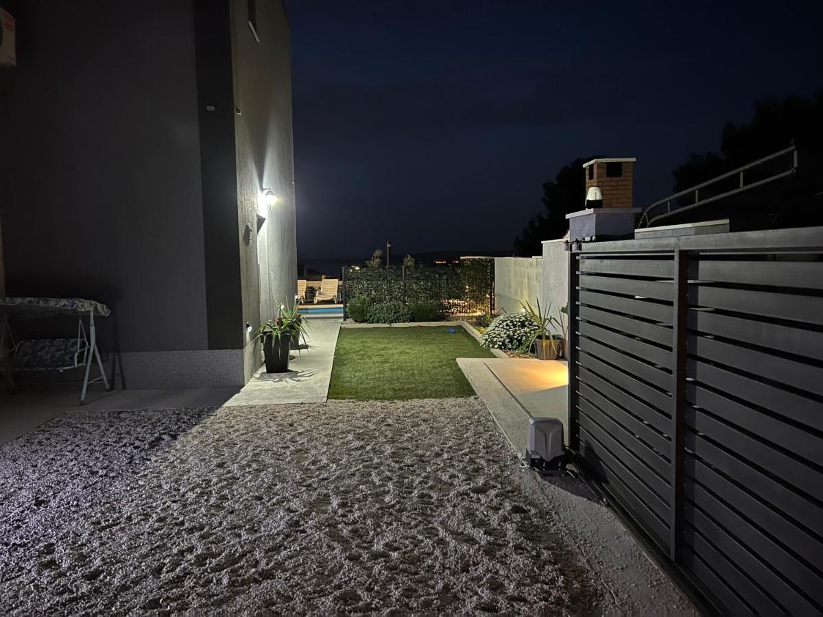 Villa Marta 3 Bedrooms, 2 Baths And Pool Kastel Stafilic Ngoại thất bức ảnh
